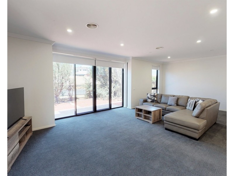 1 Betts Court, Swan Hill VIC 3585