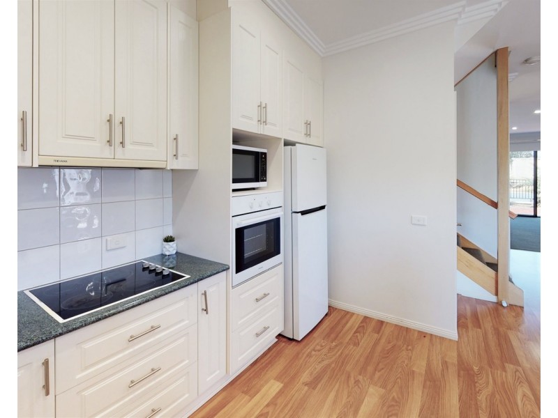 1 Betts Court, Swan Hill VIC 3585