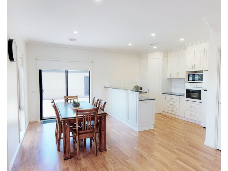 1 Betts Court, Swan Hill VIC 3585