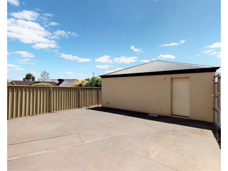 1 Betts Court, Swan Hill VIC 3585
