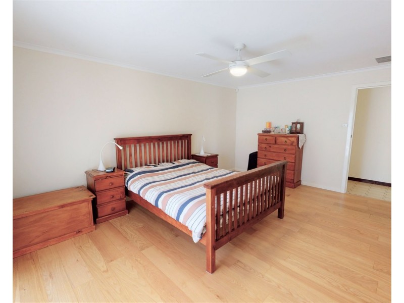 32 Dunstone Street, Swan Hill VIC 3585