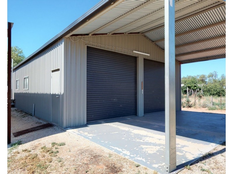 11 Station Street, Piangil VIC 3597