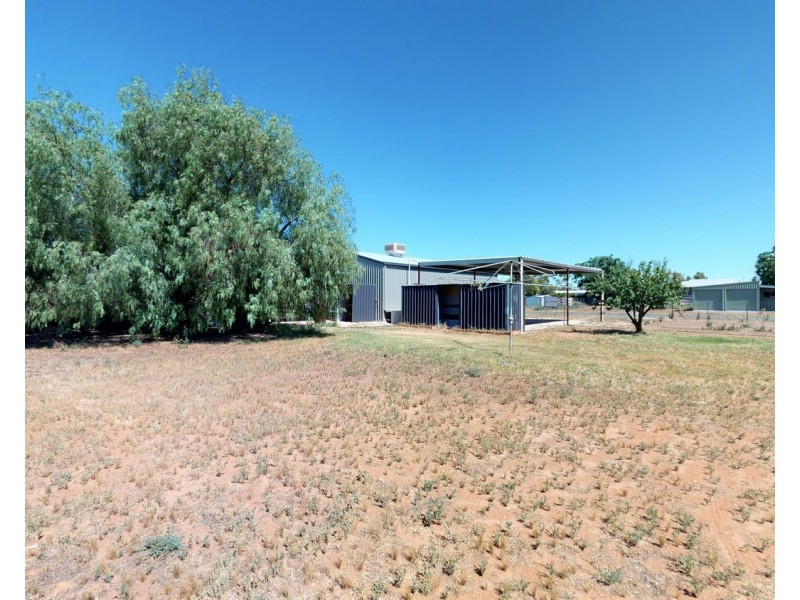 11 Station Street, Piangil VIC 3597