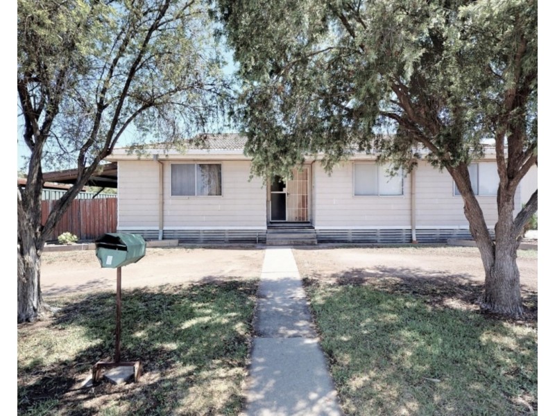 3 Harrison Crescent, Swan Hill VIC 3585