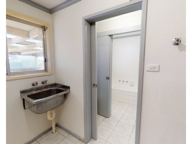 3 Harrison Crescent, Swan Hill VIC 3585