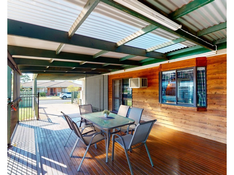 22 Douglas Avenue, Swan Hill VIC 3585