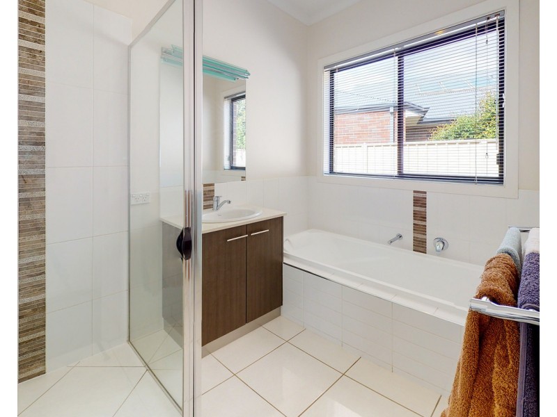 11 Manna Street, Swan Hill VIC 3585