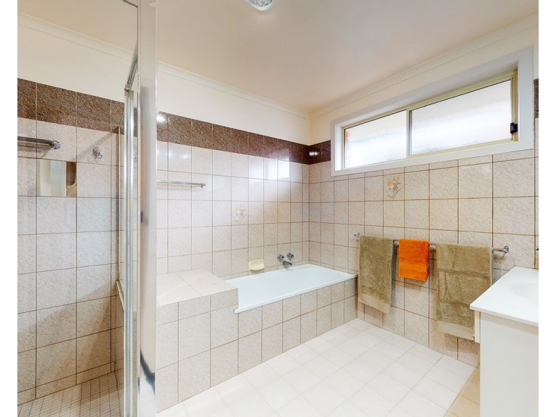 12 Barwick Court, Swan Hill VIC 3585