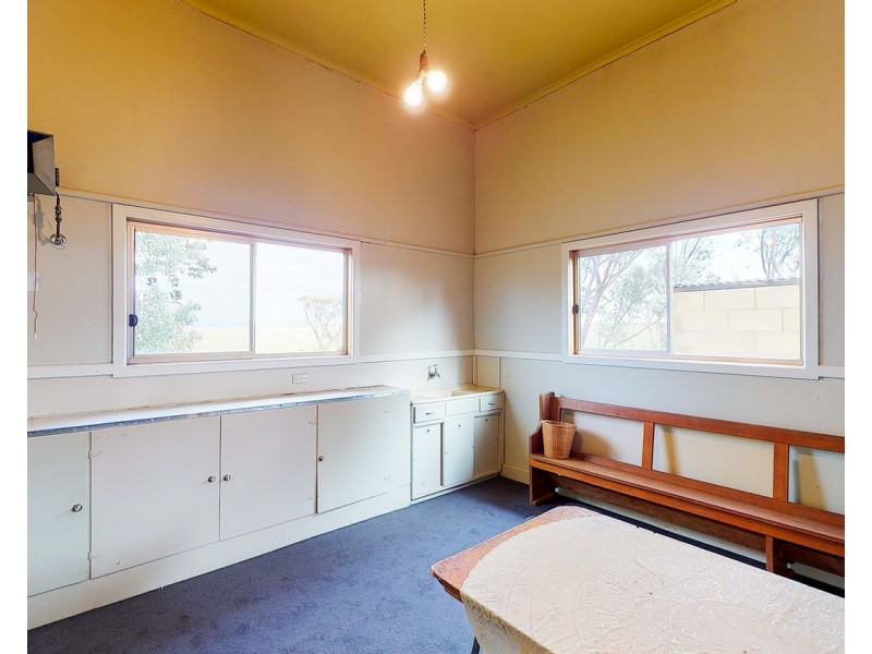 6 Kunat Street, Lake Boga VIC 3584