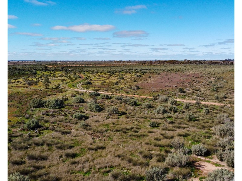 38 Hayes Road, Lake Boga VIC 3584