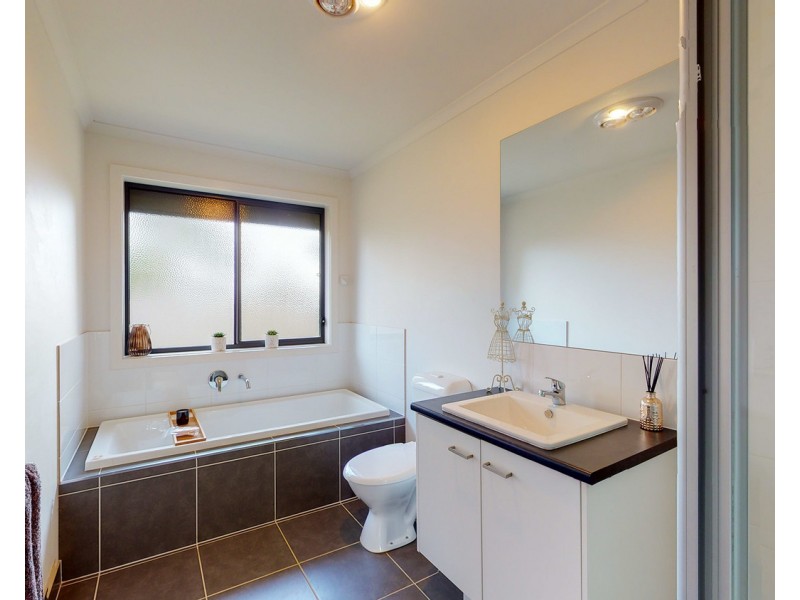 29 Acacia Street, Swan Hill VIC 3585