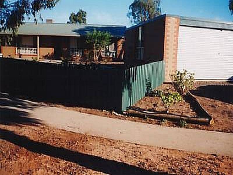 9 Ledwidge Court, Swan Hill VIC 3585