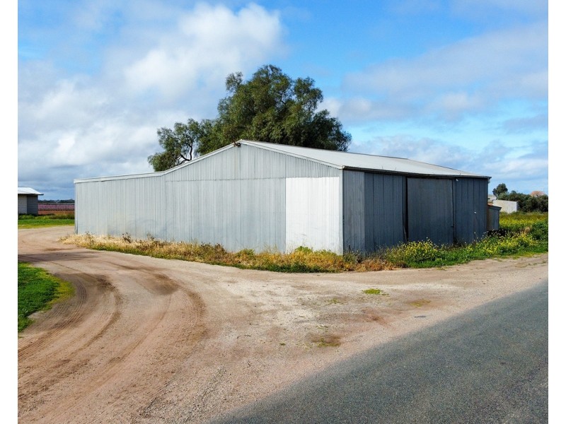 157 Ridge Road, Tresco VIC 3583