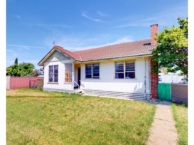 4  Mundara Street, Swan Hill VIC 3585