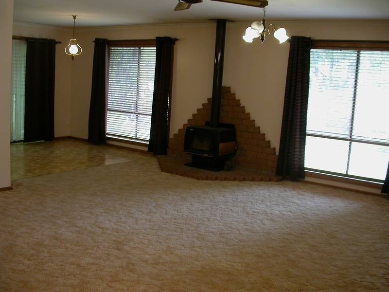 9 McPherson Street, Swan Hill VIC 3585