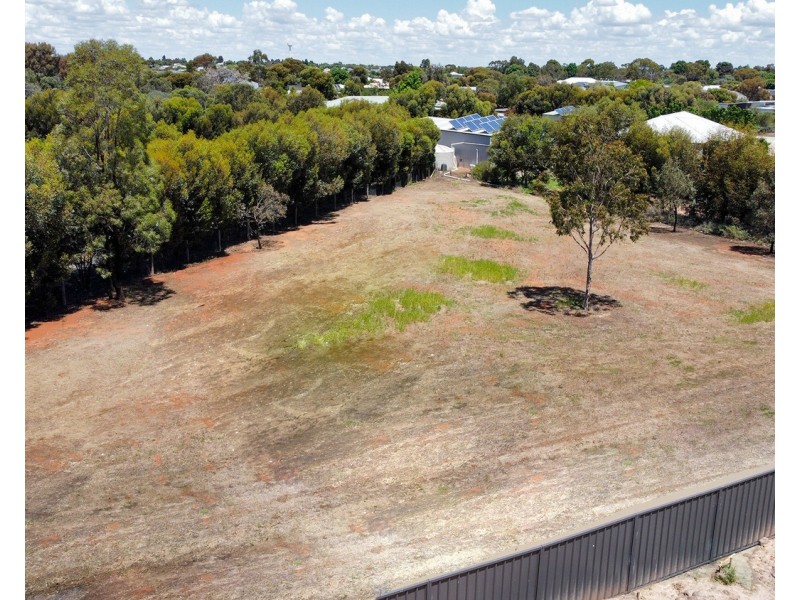 Lot 2, 4 Yvonne Close, Swan Hill VIC 3585