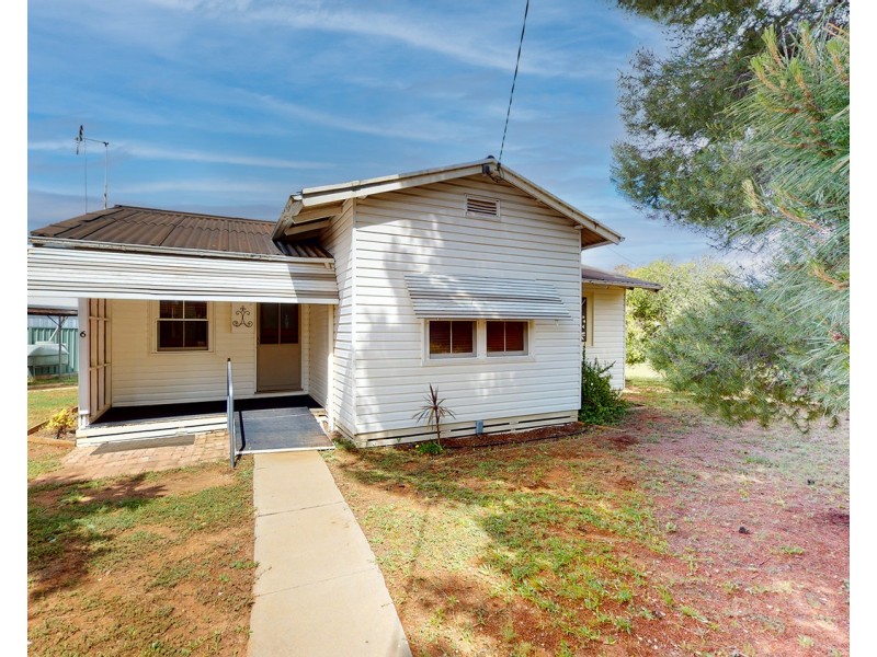 6 Brown Street, Swan Hill VIC 3585