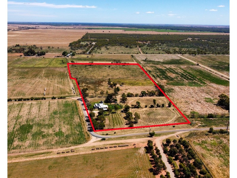 38 Barbour Lane, Nyah West VIC 3595