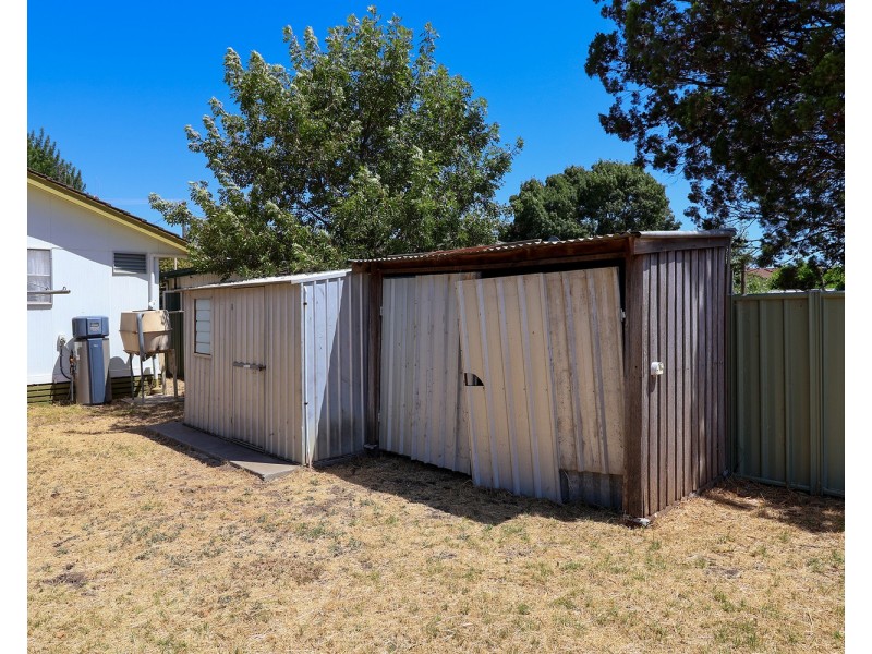 17 McCann Crescent, Kerang VIC 3579
