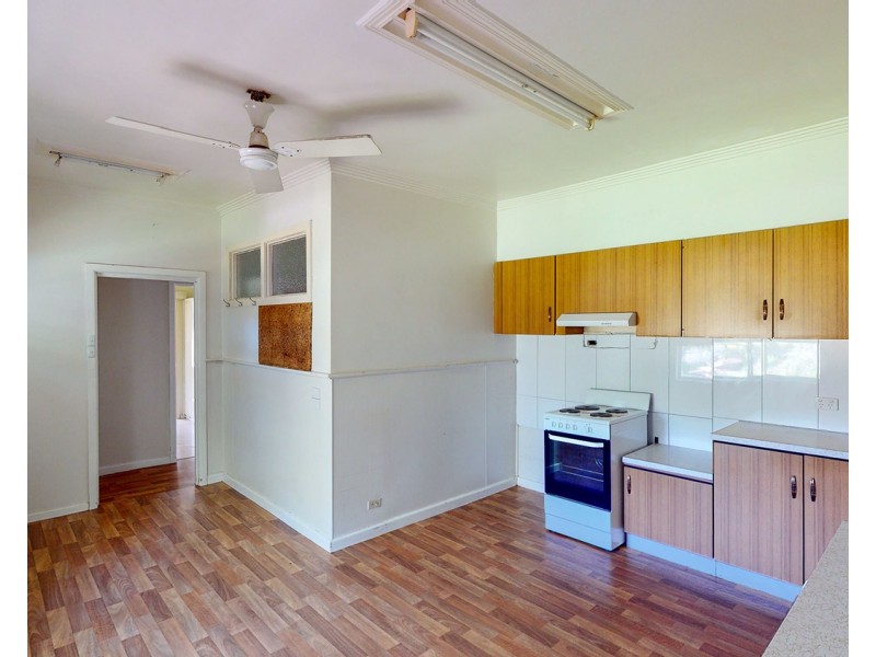 27 Andrew Street, Kerang VIC 3579