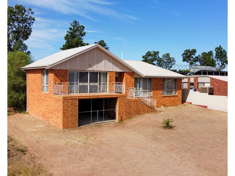 369 Lakeside Drive, Lake Boga VIC 3584