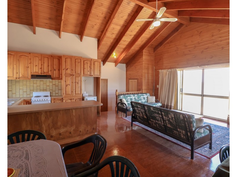 369 Lakeside Drive, Lake Boga VIC 3584