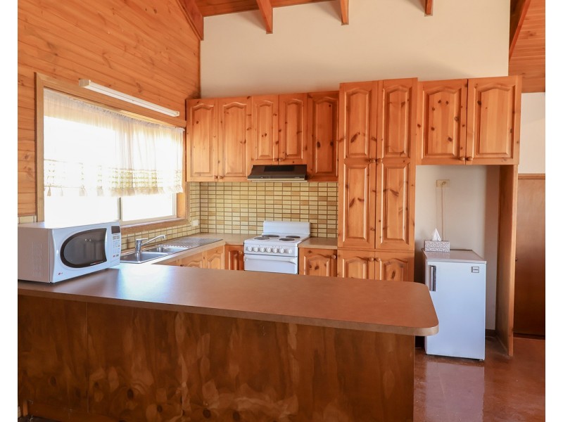369 Lakeside Drive, Lake Boga VIC 3584