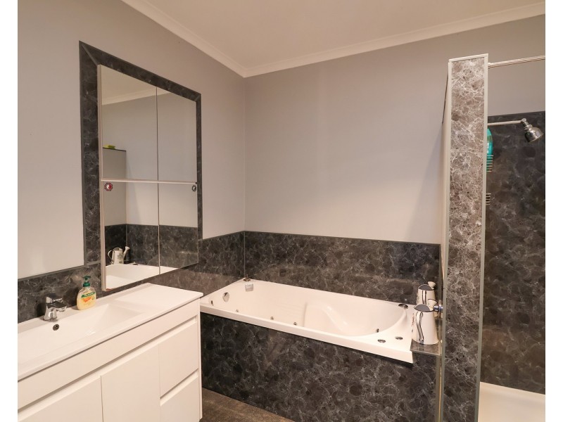 67 Hobson Road, Nyah West VIC 3595