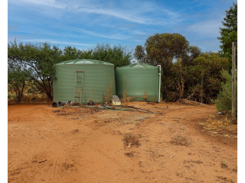 67 Hobson Road, Nyah West VIC 3595
