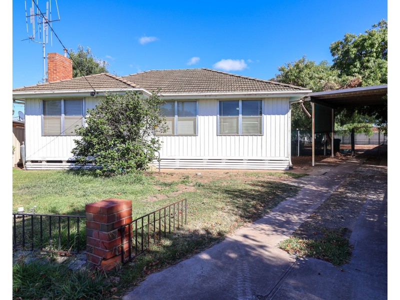 18 Cadell Street, Swan Hill VIC 3585
