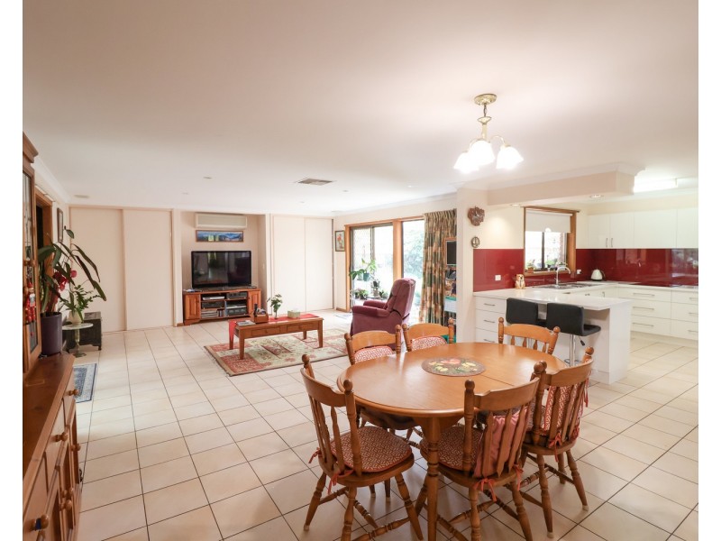 2 Lena Close, Swan Hill VIC 3585