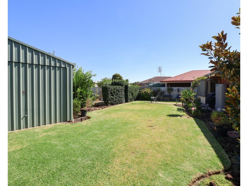 2 Lena Close, Swan Hill VIC 3585