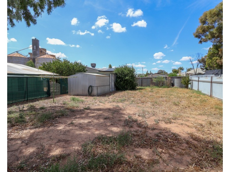 3 Donald Street, Nyah West VIC 3595