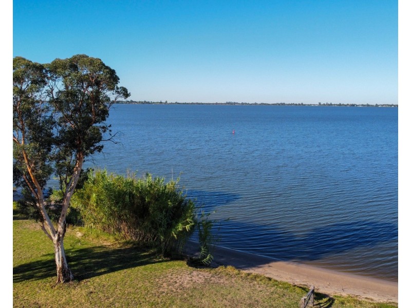 455 Lakeside Drive, Lake Boga VIC 3584