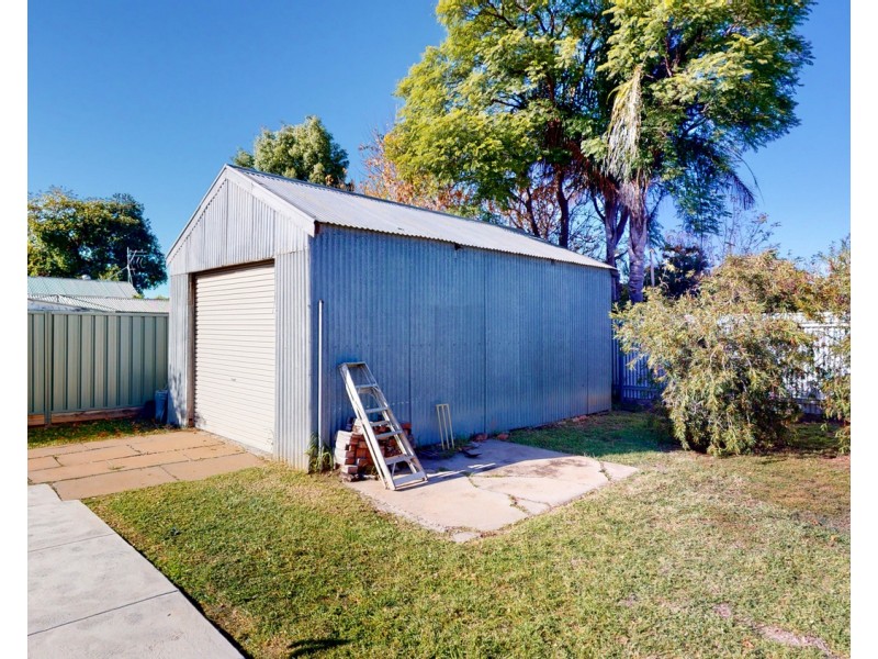 15 Burton Street, Swan Hill VIC 3585