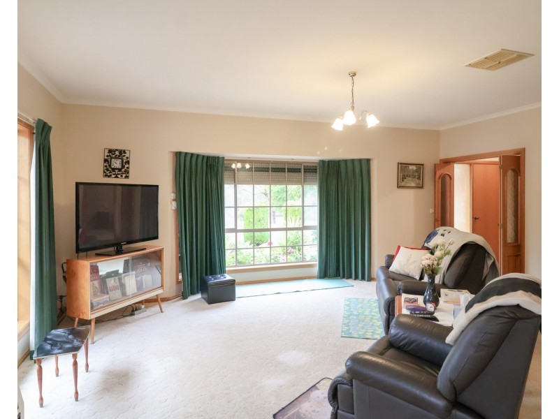 24 Gillespie Street, Swan Hill VIC 3585