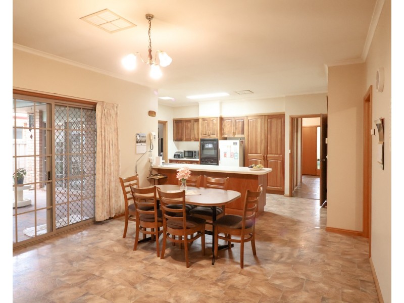 24 Gillespie Street, Swan Hill VIC 3585