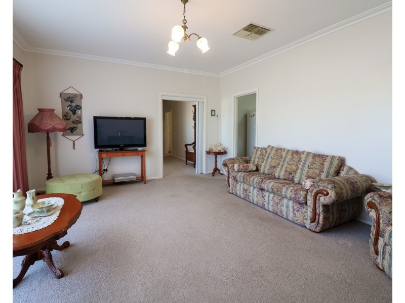 144 Thurla Street, Swan Hill VIC 3585