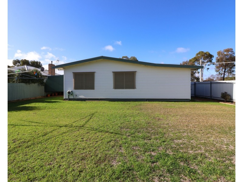 144 Thurla Street, Swan Hill VIC 3585