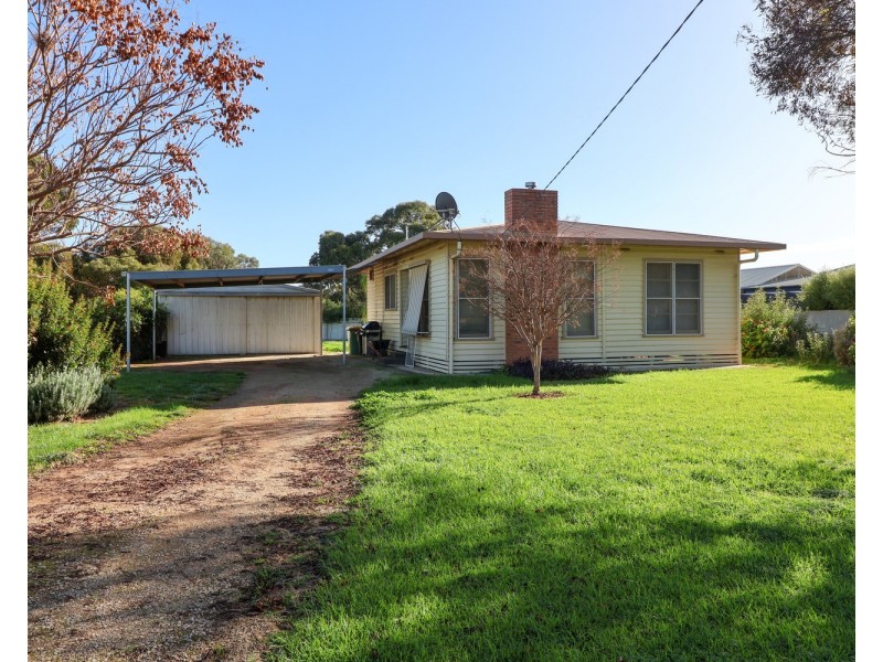 58 Marraboor Street, Lake Boga VIC 3584