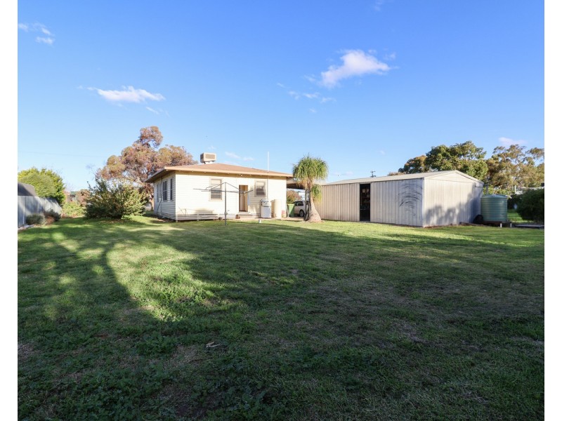58 Marraboor Street, Lake Boga VIC 3584