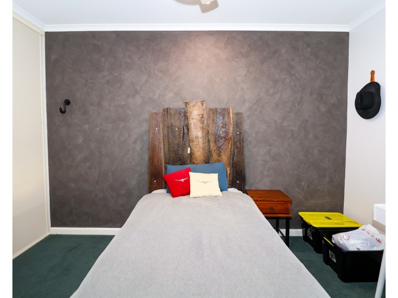 2 Cedar Court, Swan Hill VIC 3585