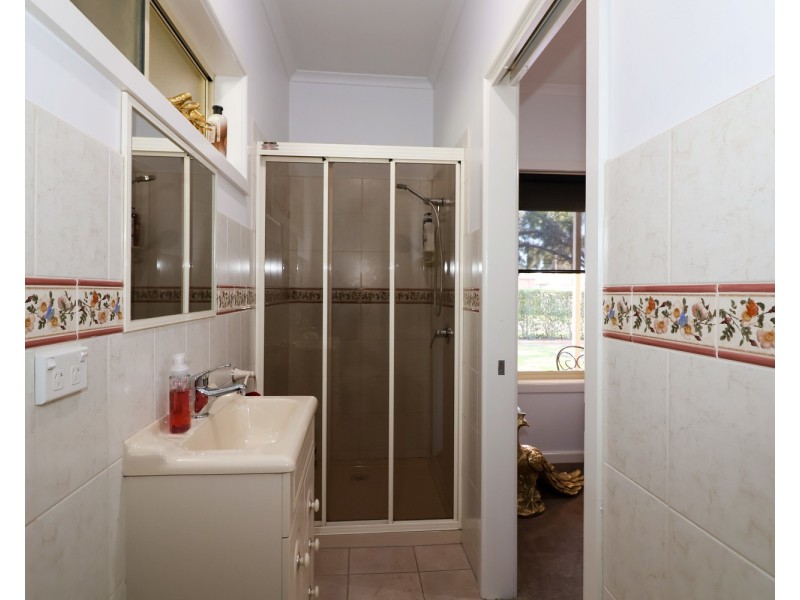 2 Cedar Court, Swan Hill VIC 3585