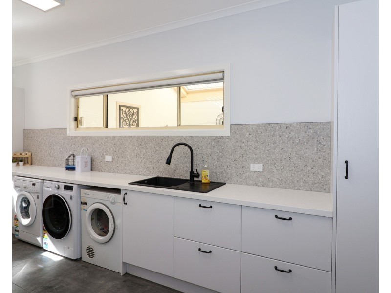 2 Cedar Court, Swan Hill VIC 3585