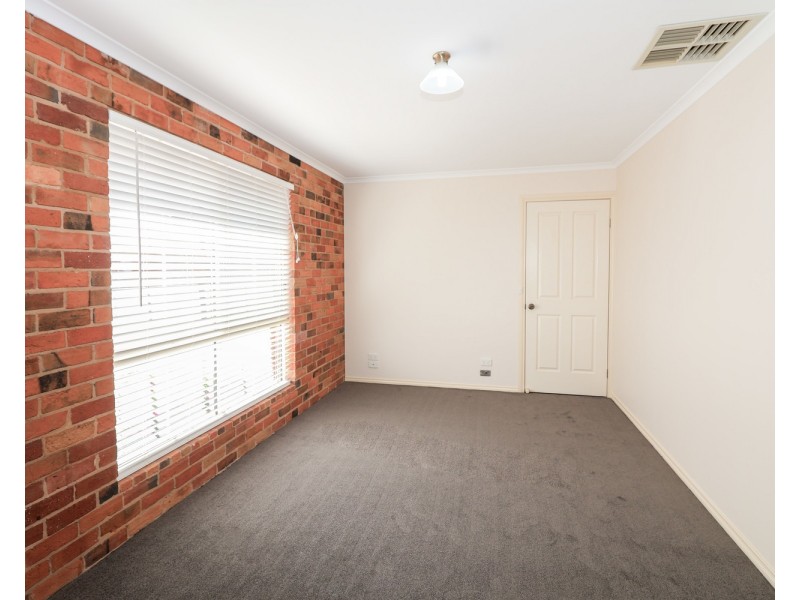 3/74 Stradbroke Avenue, Swan Hill VIC 3585