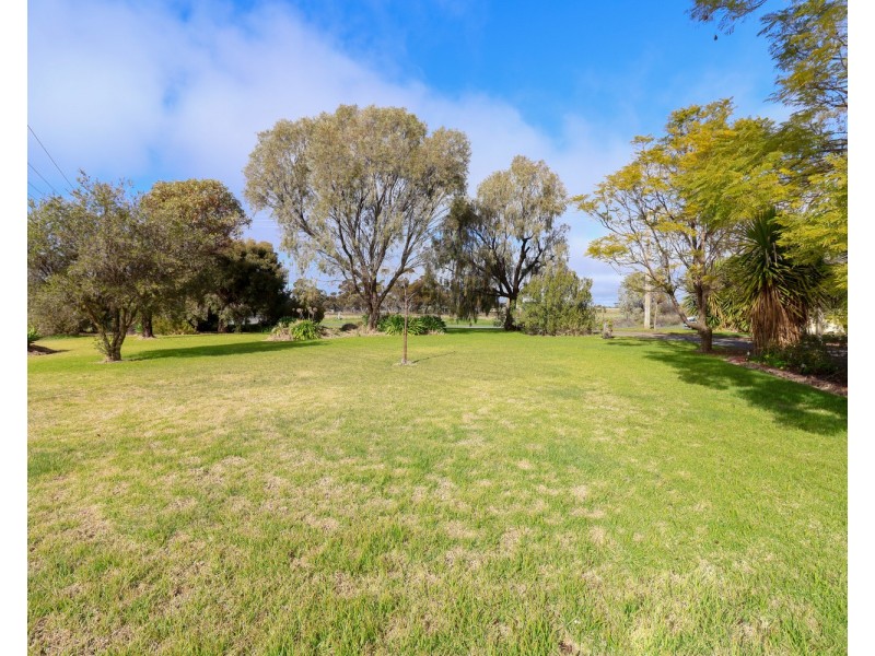 18 Watchupga Road, Culgoa VIC 3530