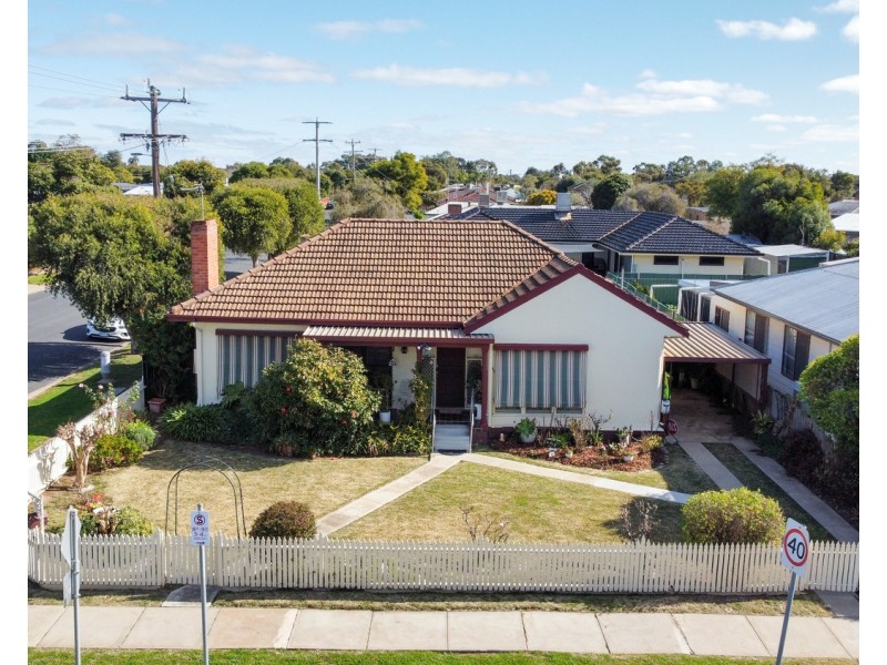 52 Murlong Street, Swan Hill VIC 3585