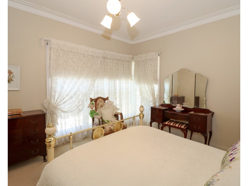 52 Murlong Street, Swan Hill VIC 3585