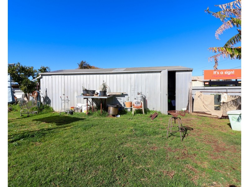 84 Stradbroke Avenue, Nyah VIC 3594