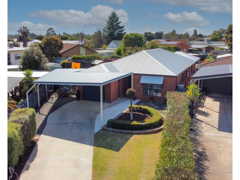 6 Wilkins Grove, Swan Hill VIC 3585